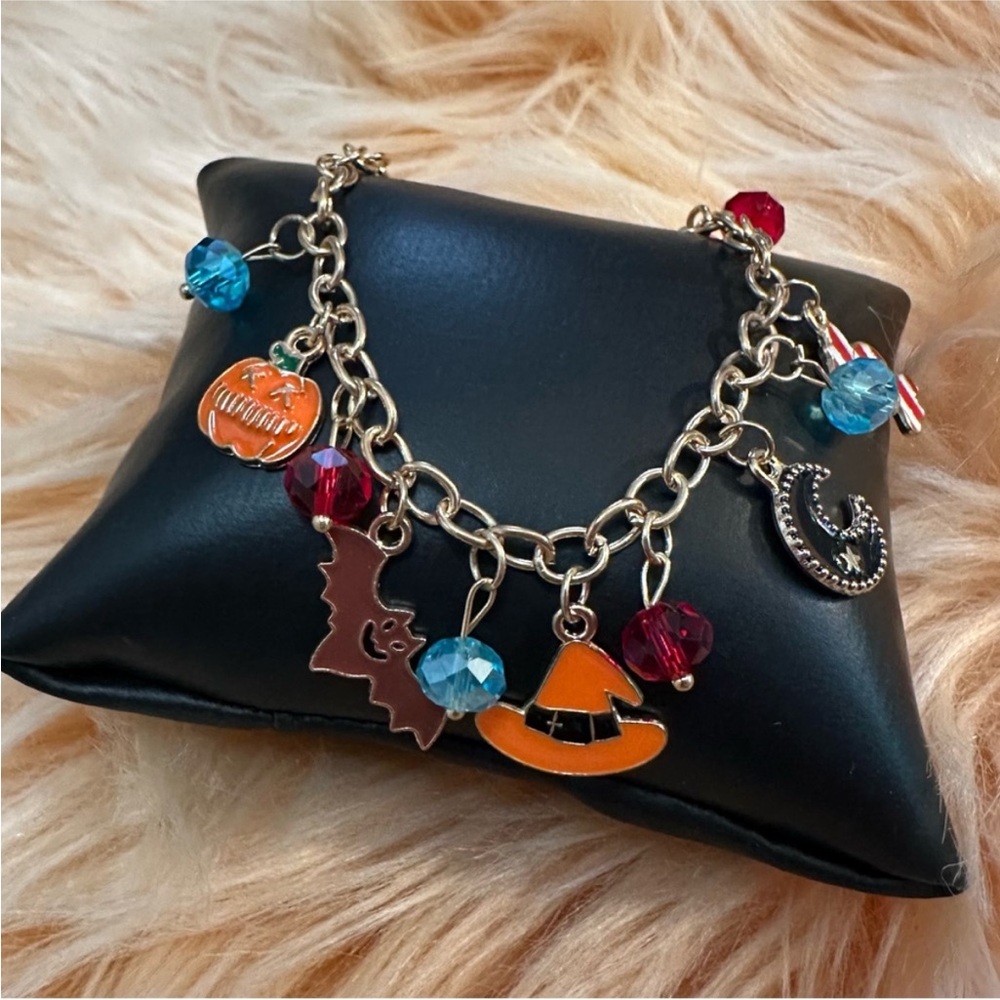 Halloween Charm Bracelet NEW!